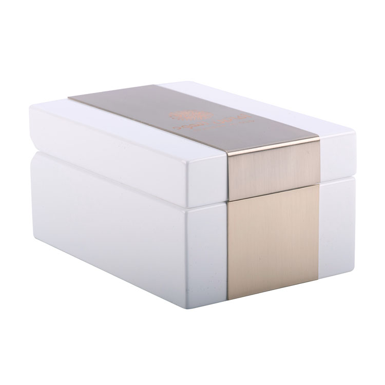 Caja de perfume de 15ml con decoración de placa de metal dorada rosa de estilo árabe