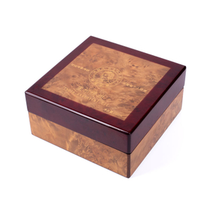 Cajas de aceite esenciales de madera pintadas a medida