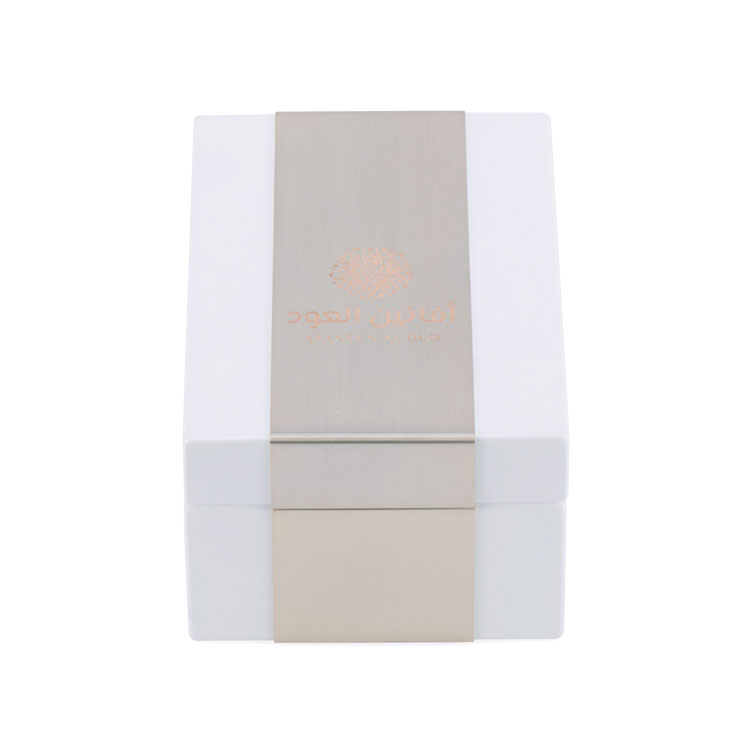 Caja de perfume de 15ml con decoración de placa de metal dorada rosa de estilo árabe