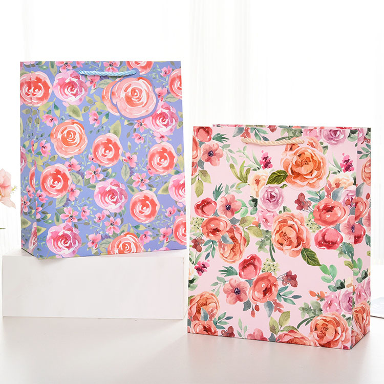 Cómo atar bolsas de regalo