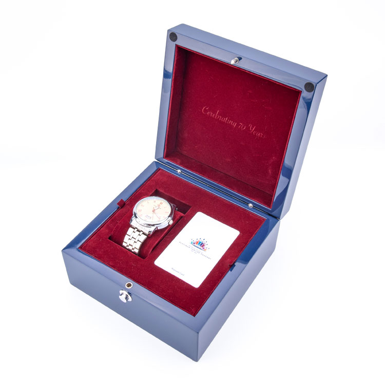 Cajas con logotipo de madera, cuero superior personalizado para cajas de relojes, marrón Real con soporte acrílico de 6 ranuras, caja de reloj de madera negra de lujo de vidrio