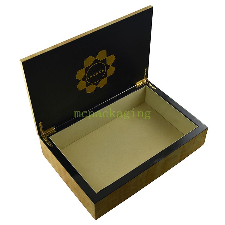 Caja de embalaje de chocolate de madera con grabado láser de lujo de calidad de temporada KSA Jeddah