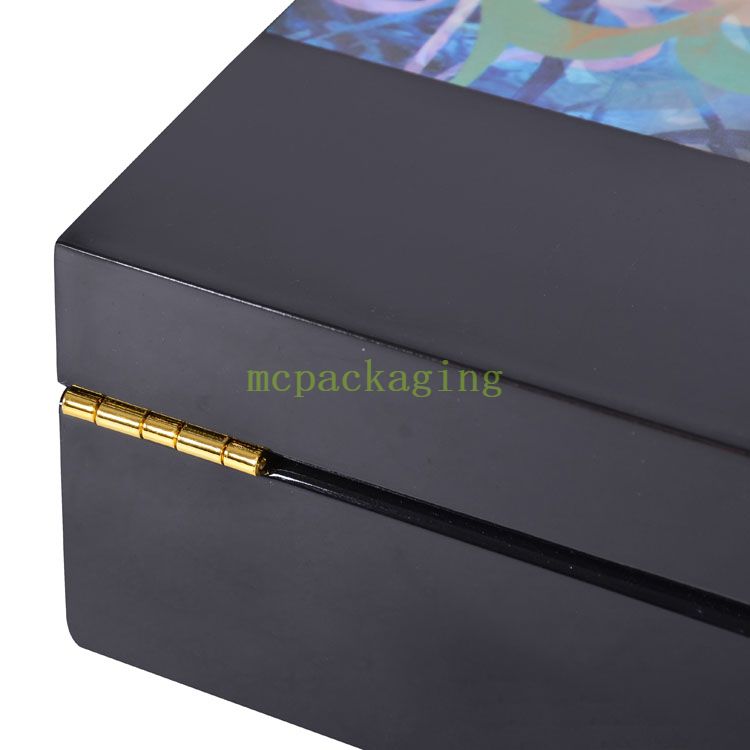 KSA Riad Temporada Carrefour Ramadan Box 2023 Ramadan Box de regalo Calendario Ramadán Box EAU