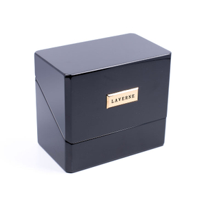 Forma de cubo de doble botella logo largo Pintura de piano negro Pintura esencial Caja de envasado de perfume