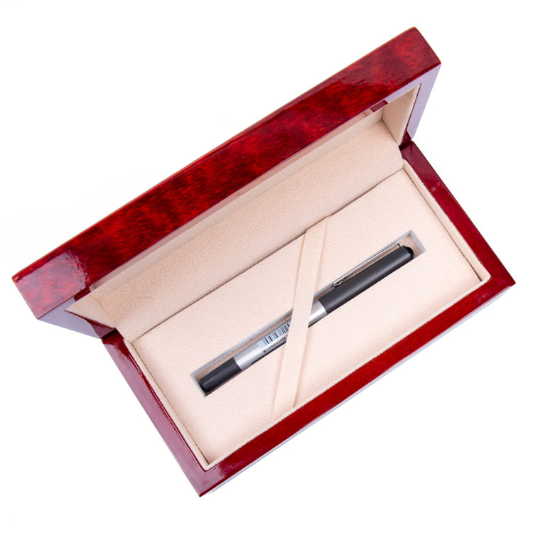 Arce con caja de bambú de madera de madera de madera