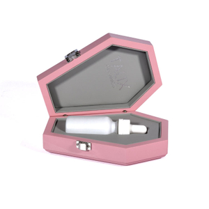 Bisagra de doble columna plateada Lock Japones Pink PU Interior Creative Creative Hexagonal en forma de ataúd Box de madera Embalaje hecho a medida