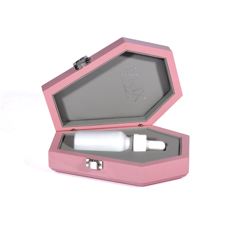 Bisagra de doble columna plateada Lock Japones Pink PU Interior Creative Creative Hexagonal en forma de ataúd Box de madera Embalaje hecho a medida