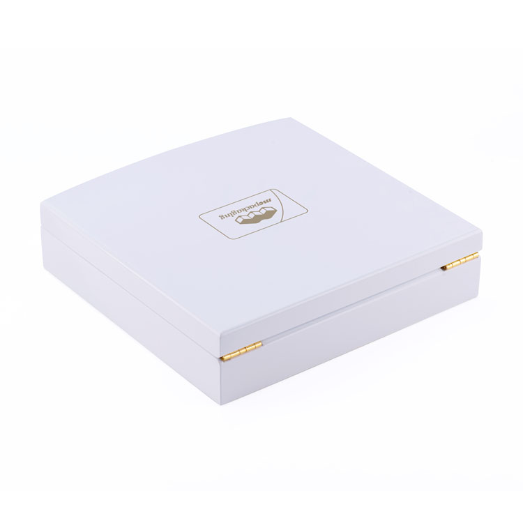 Una colección de estilo oriental clásica y moderna de exquisitos exquisitos costillas de pintura de pintura de pintura con cajas de regalo de madera personalización de la caja de regalo